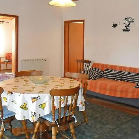 Apartment In Rovinj With A Balcony Apartment *