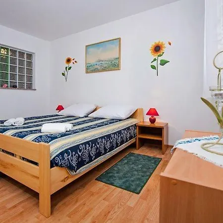 Apartment In Rovinj With A Balcony
